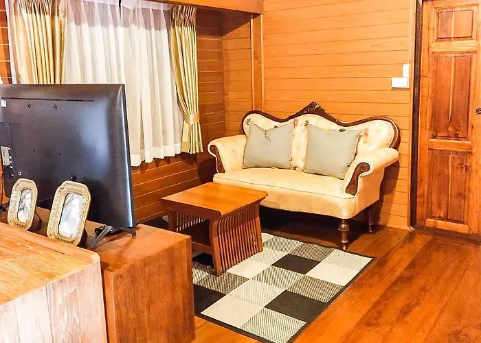 Hotel Burann Bangtanode 3*